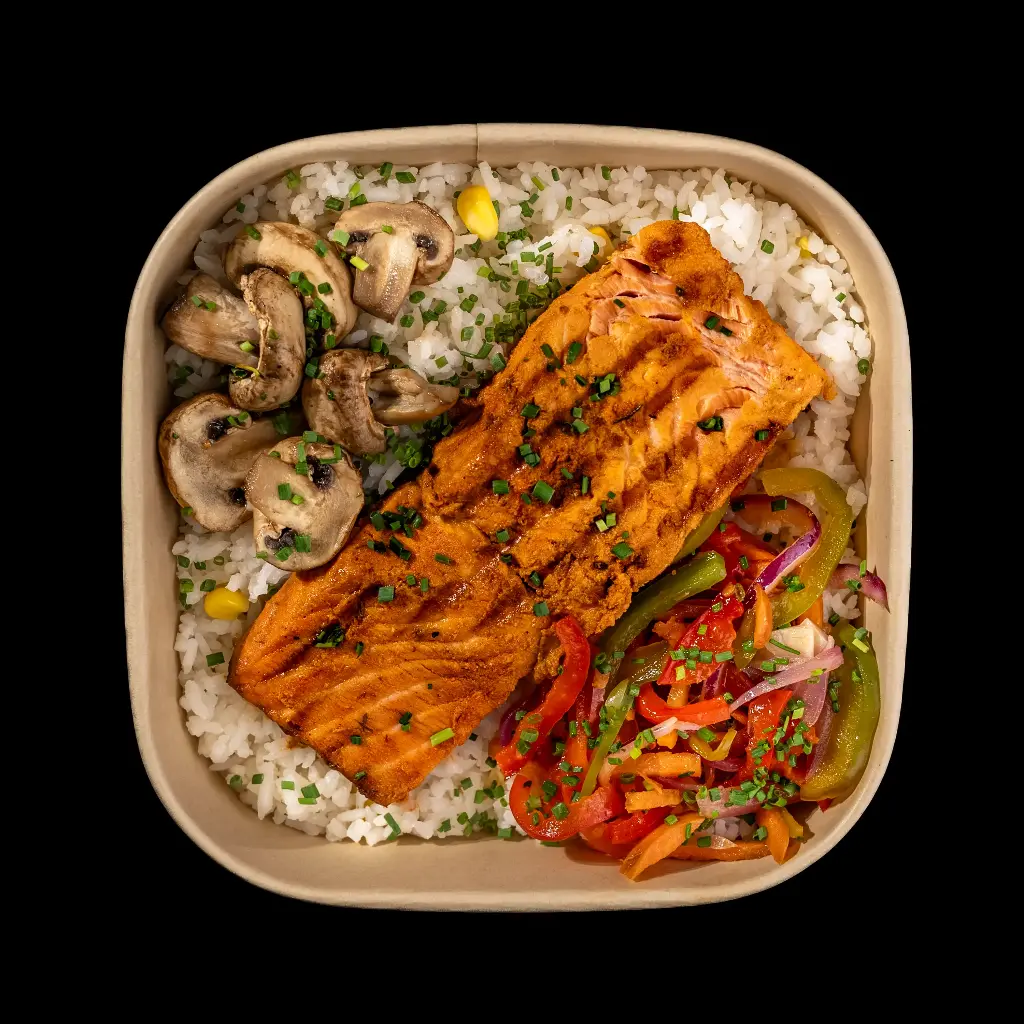 Salmón Grillado con Arroz