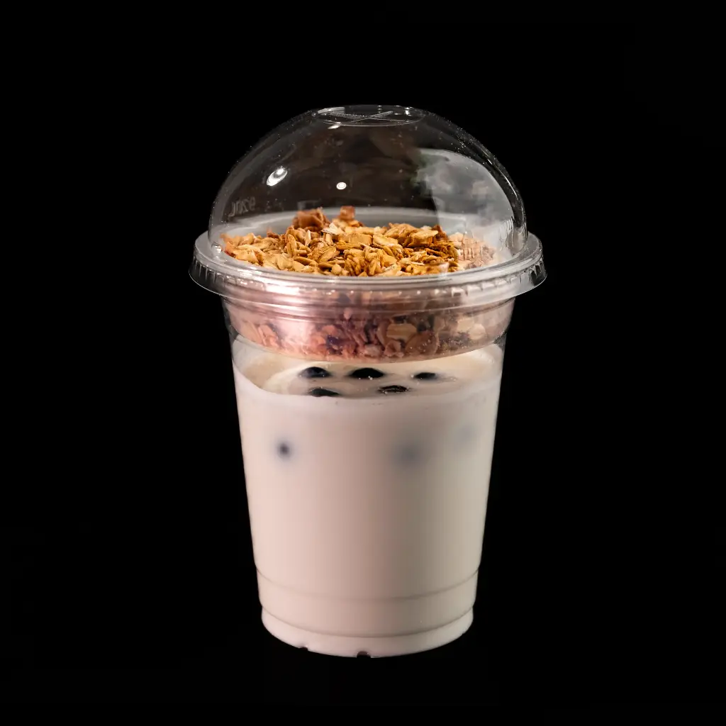 Yogurt con Granola y Frutas