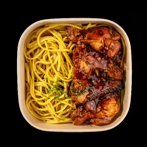 Spaghetti with Barbecue Wings